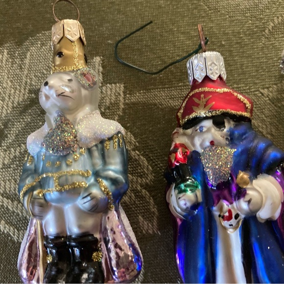 Vintage glass ornaments - Picture 2 of 3